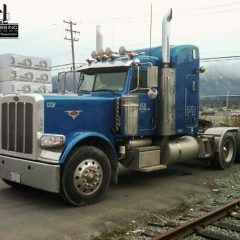 Roz Venutres Tractor